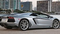 Lamborghini Aventador Roadster 2014