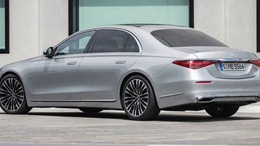 Mercedes-Benz S-Class 2026