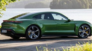 Porsche Taycan Turbo 2023