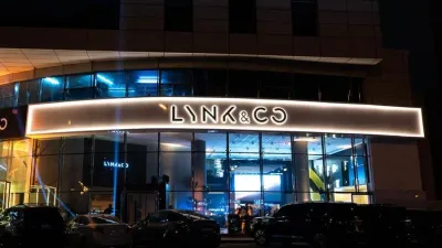 Breaking: Lynk & Co Launches 900 SUV in UAE from AED 255,000