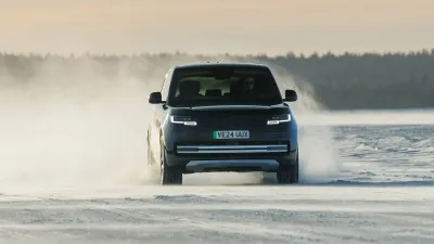 Range Rover Electric Delayed to 2026: What GCC Buyers Need to Know